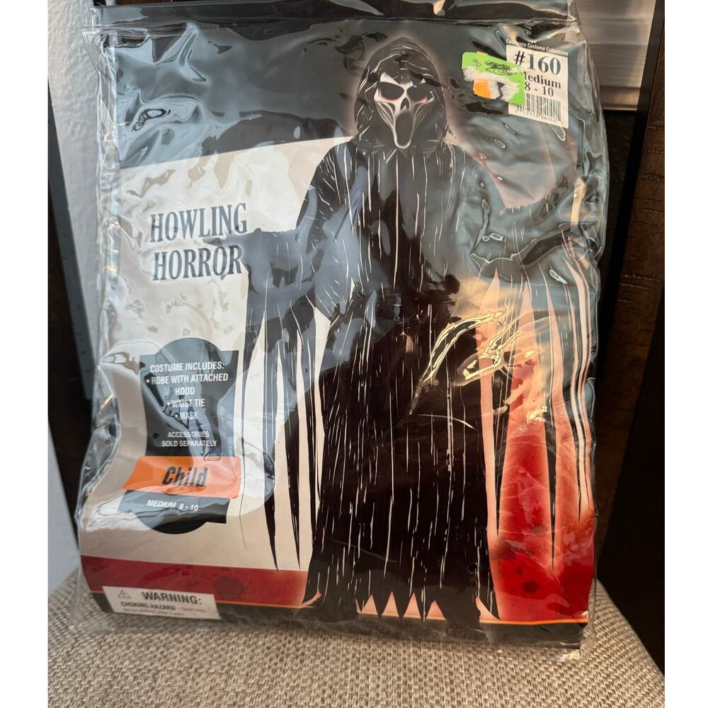 Halloween Costume HOWLING HORROR Child Size Medium 8/10